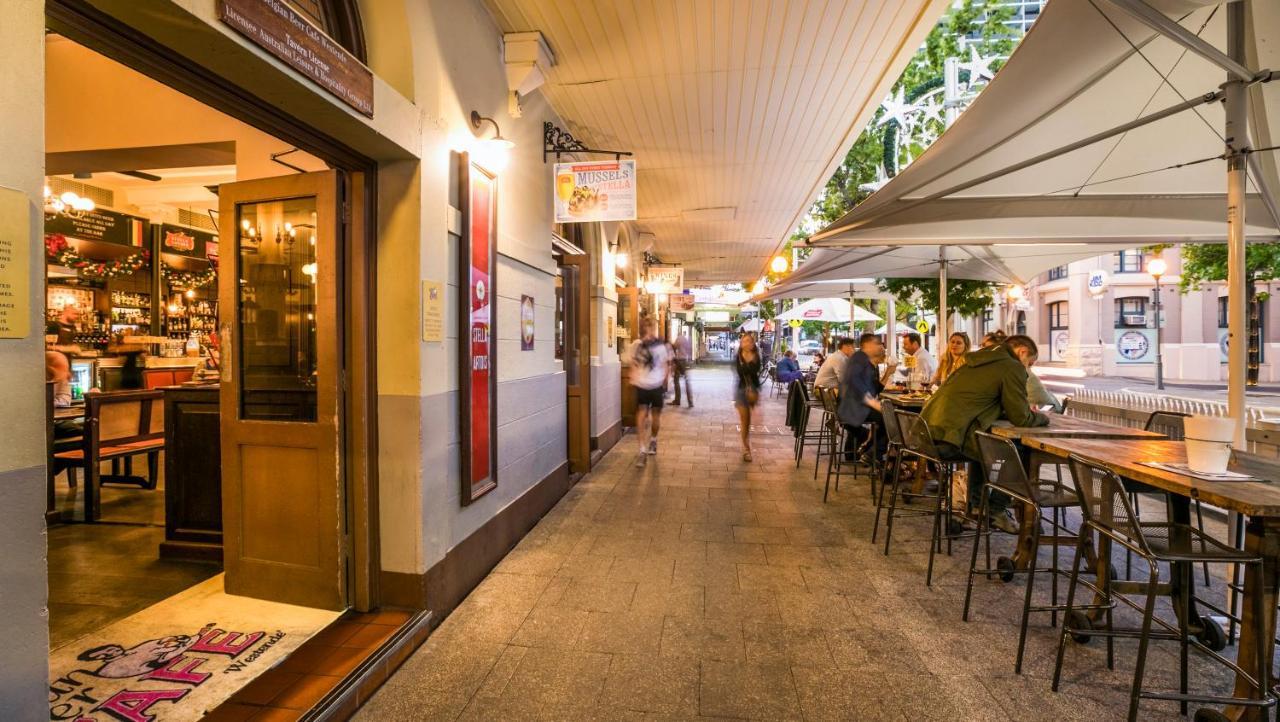 Nightcap At Belgian Beer Cafe Hotel Perth Exterior photo
